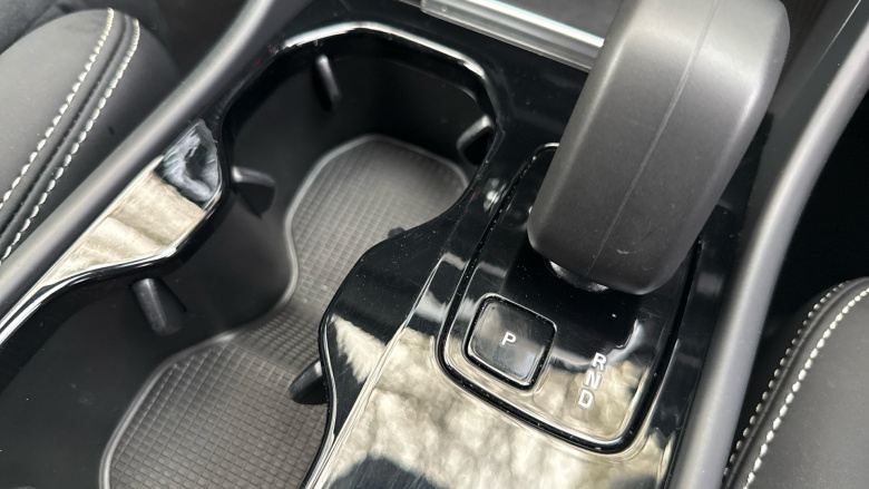 Volvo EX40 185kW Extended Range Plus 78kWh 5dr Auto Electric Estate